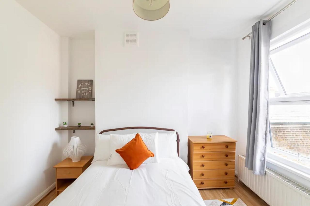 Large, Bright And Spacious 3 Bed Flat In Лондон Екстер'єр фото