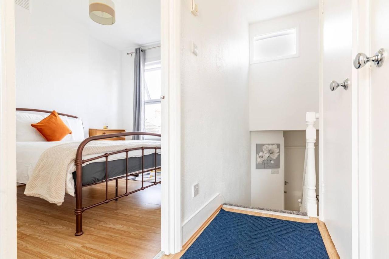 Large, Bright And Spacious 3 Bed Flat In Лондон Екстер'єр фото